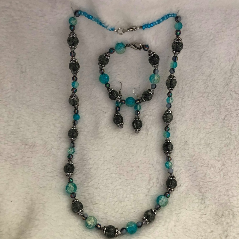 Bracelet dangle earrings necklace